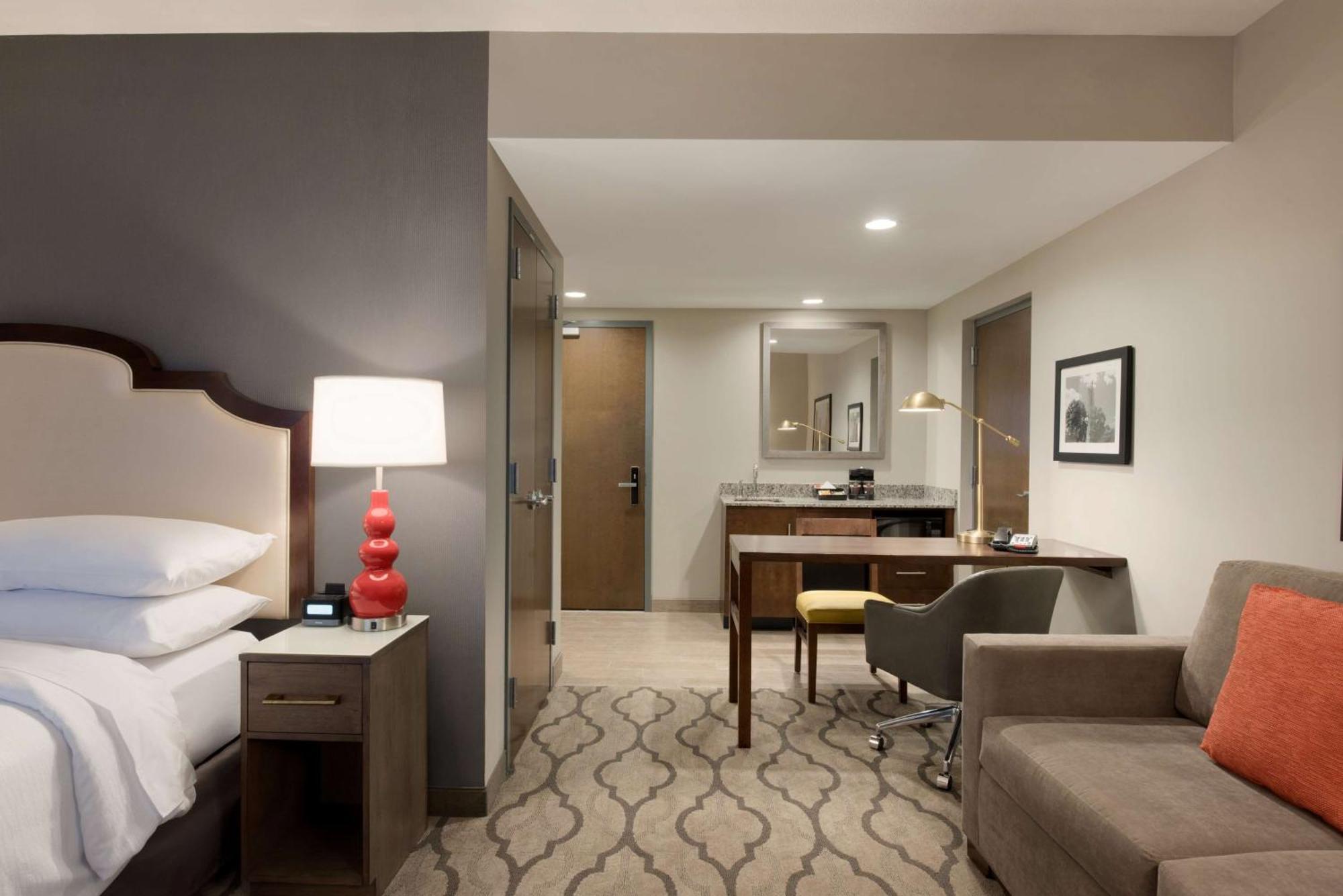 Embassy Suites By Hilton Chicago Нэпервилл Экстерьер фото